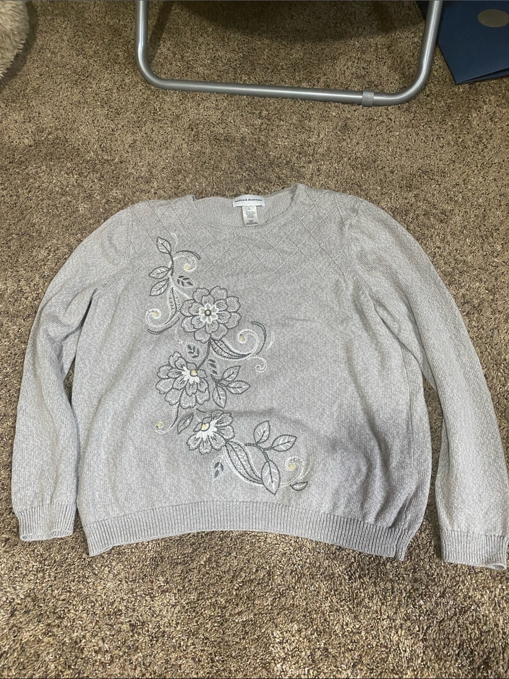 Alfred Dunner Light Gray Floral Crewneck Sweater